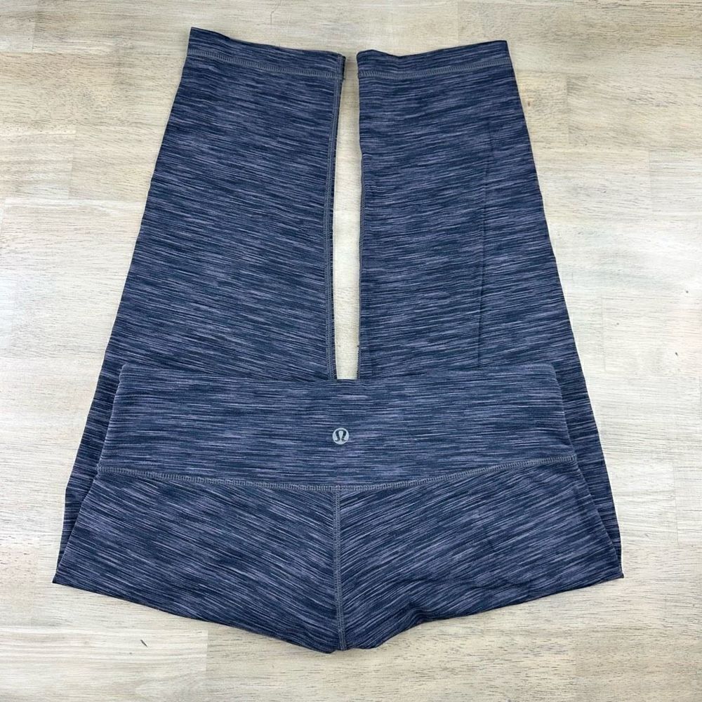 Lululemon Wunder Under Crop - Picture 3 of 7